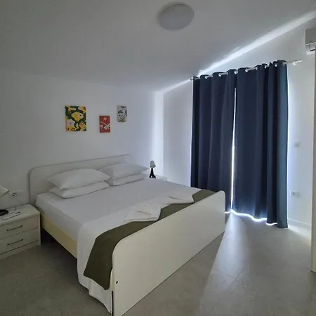Apartment Pansion Palme *